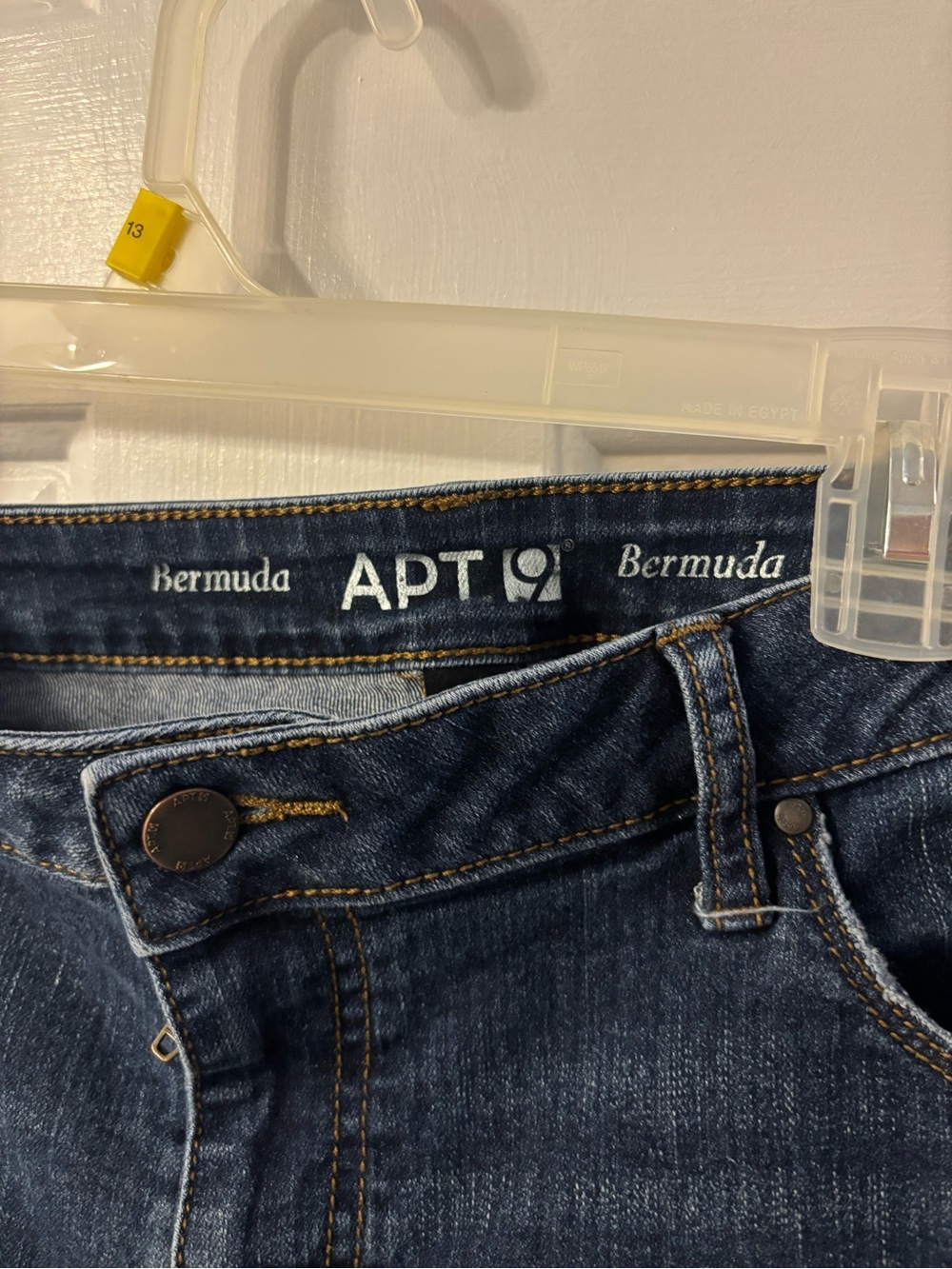 Apartment nine Bermuda Jean short size 14